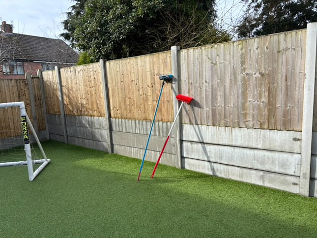 Shark Instant Clean – Decking, Fence & Shed Wood Cleaner