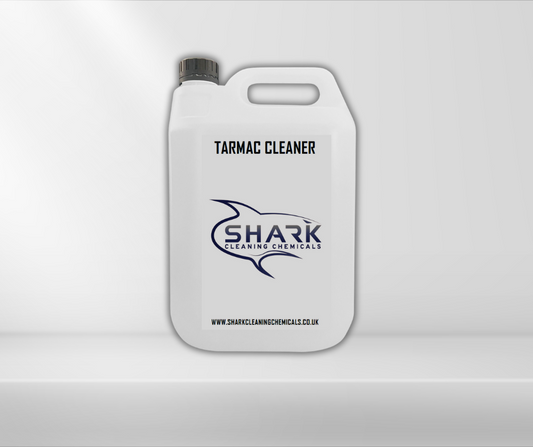 Shark Tarmac Cleaner – Moss & Algae Remover for Driveways